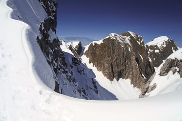 liechelkopf ausblick auf runde köpfle winter skitour sonne joch