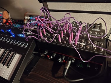 MINIBAY V2 - compact audio patch bay
