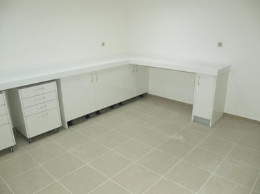 ΠΑΓΚΟΣ ΜΙΚΡΟΒΙΟΛΟΓΙΚΟΥ ΕΡΓΑΣΤΗΡΙΟΥ SOLID SURFACES