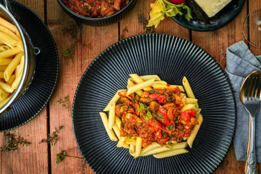 Pasta with Hidden Vegetable Sauce 