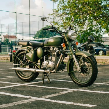 Classic 500 Battle Green Army Rentals Bali