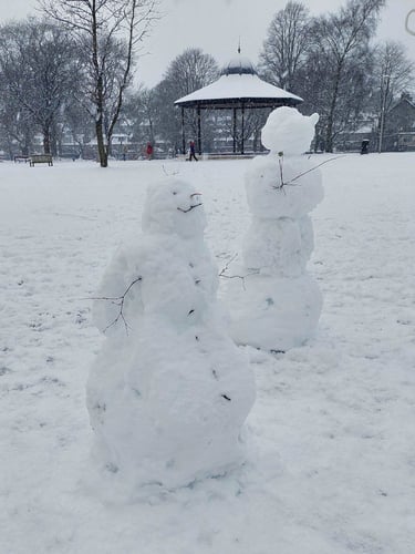 Two snowmen