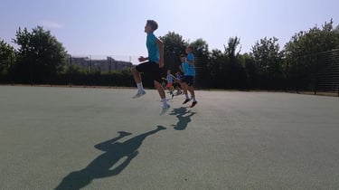 otroci-skoki-agilnost-trening