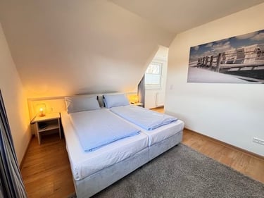 Hotel DunenNest - Kleines Suite, Schlafzimmer, Boxspringbett
