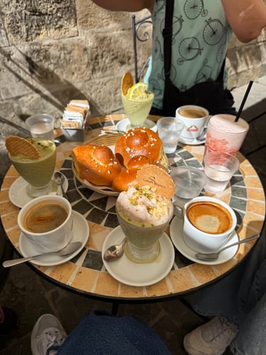Sicilietiški pusryčiai su granita ir brioche
