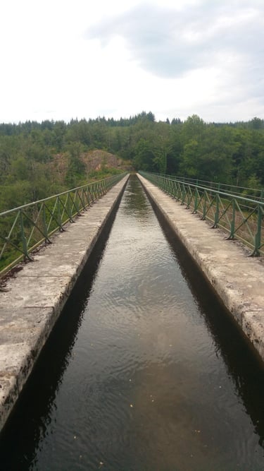 L'aqueduc de Montreuillon