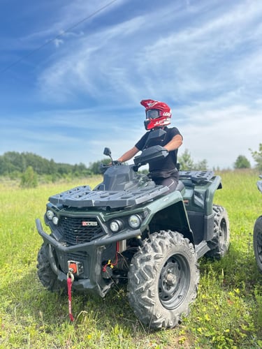 keturraciu-turai-moletu-pievose