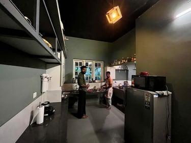 KITCHEN