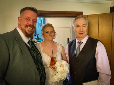 David Allbutt Celebrant With Couple At Hilltop