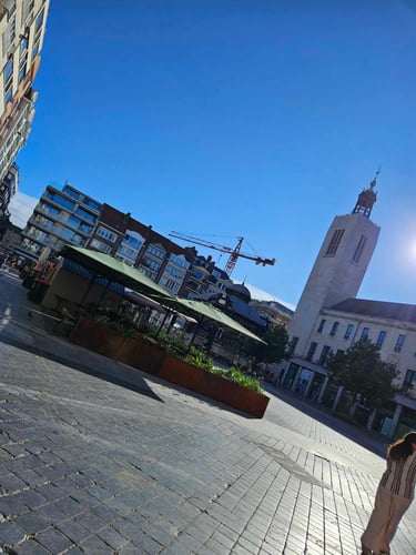 Vue emblématique d'Ostende, une ville côtière belge, célèbre pour ses plages, ses musées, et son riche patrimoine historique