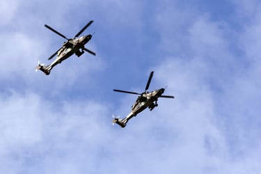 Dos helicópteros Tigre