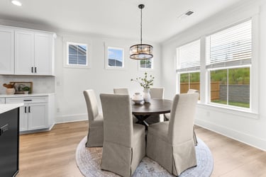 staging house fountain inn