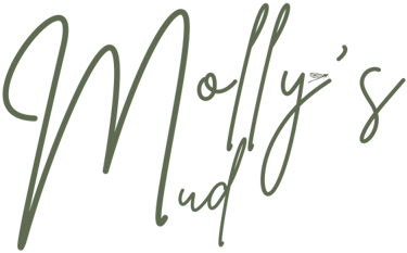 Molly's Mud logo