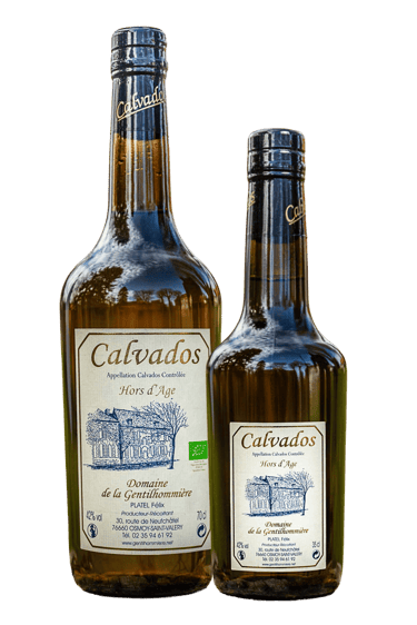 Bouteille de Calvados AOC bio, alcool normand, cidrerie de la Gentilhommière à Osmoy-Saint-Valéry