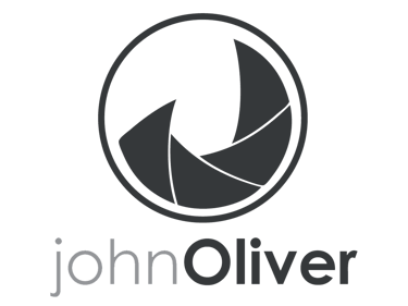 [John Oliver Photography] di Mattia Corbetta logo