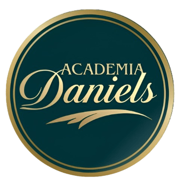 Academia Daniels logo