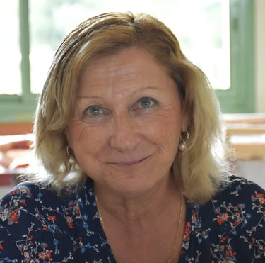 Anne-Marie Chapeleau (Alto)