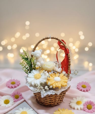 Candles for festivals and decor gifting Niraea bouqet candle