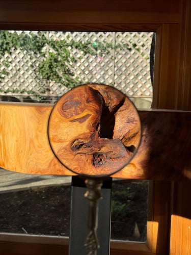 closeup of wood formation, and colors on a table