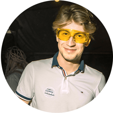 Alexander Ekarev, event photographer in Yerevan logo