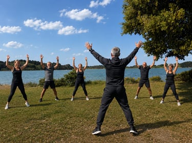 Séance training small group sur une pelouse au bord du Golfe du Morbihan à Sarzeau