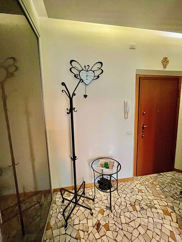 Entrata Sunny's House