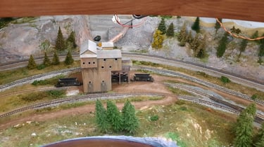 The gravel loader at Eureka.