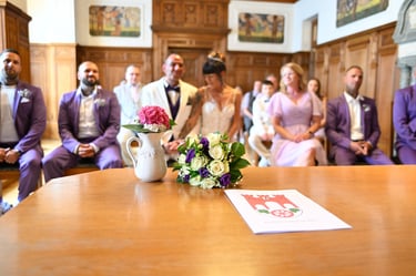 Detailaufnahme vom Hochzeitsschmuck bei der Trauung in Berlin