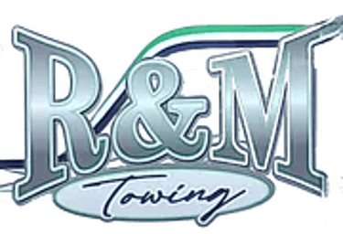 R and M Towing logo