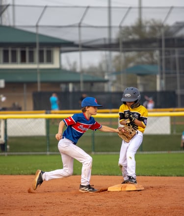 Little League Cubs vs Pirates. Photo by Taylor Pleasant
