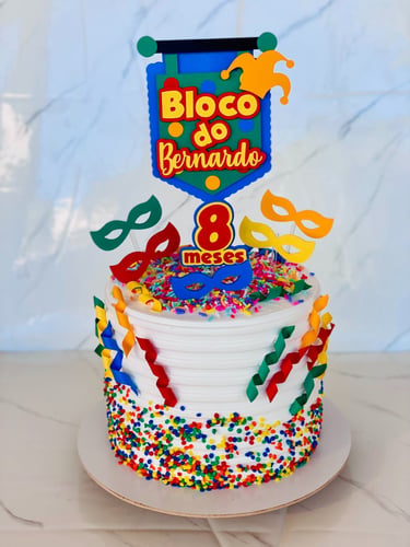 bolo de aniversário decorado mesversário