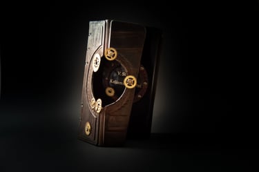 „Keliamieji metai“ meninis įrišimas 2/4