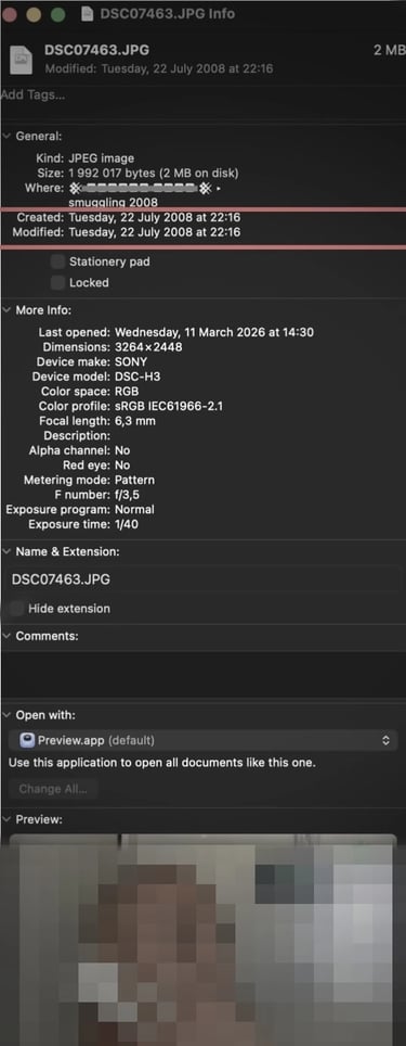Zainab Abdulkarim Ali ،الفن التشكيلي العراقي، زينب عبد الكريم، مصنع الكذب