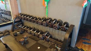 MuscleXplode Fitness Studio logo