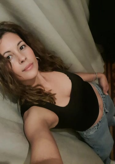 Disfrutá de masajes relajantes y eróticos en Tribunales con Natalia, masajista profesional.
