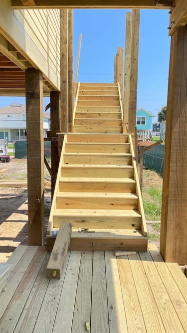 Custom deck and outdoor structure built for Houston–Galveston weather