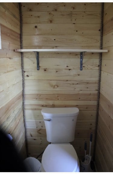 Lazy Moose Bathroom