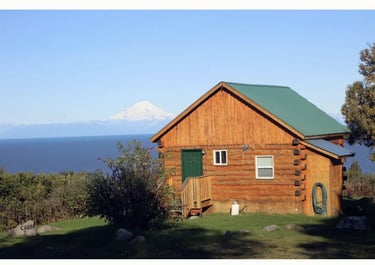 Mt. Redoubt Cabin in Ninilchik