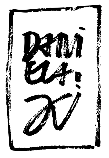 DANIELA KARAM logo