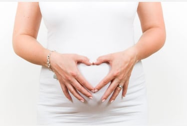 Women’s Health: Gentle holistic care supporting gynecological well-being, menstrual ease and IVF pre