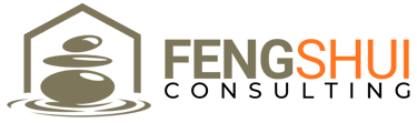 Un logo de consultant feng shui avec des pierres zen empilées à l'intérieur d'une icône de maison