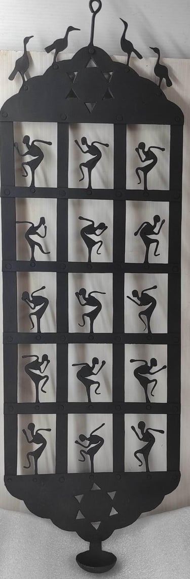 "Hand-forged hanging oil lamp with floral frame design–Bastar tribal art-for export compliance"