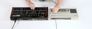 Table de mixage sur fond blanc