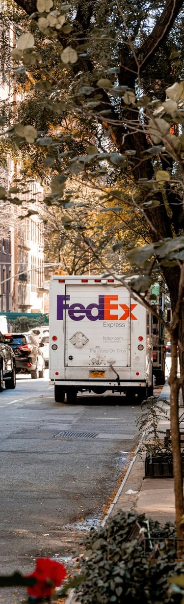 nearby courier service