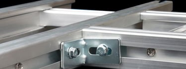 桁とバー用コネクタ 2