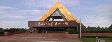 China well know history Geography Humanities Economy Top of China