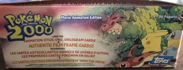 Display Topps Pokémon The movie 2000 côté droit Canadien