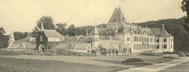 Le château d’Ochain situé sur la commune de Clavier