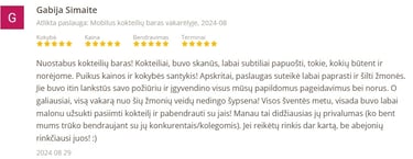 Positive customer review for a mobile cocktail bar service featuring five-star ratings and Lithuanian text.