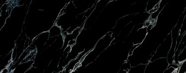 plancha de cuarzo negro con vetas blancas